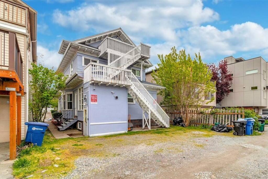 Victorian Villa: Interns Or Family Villa *