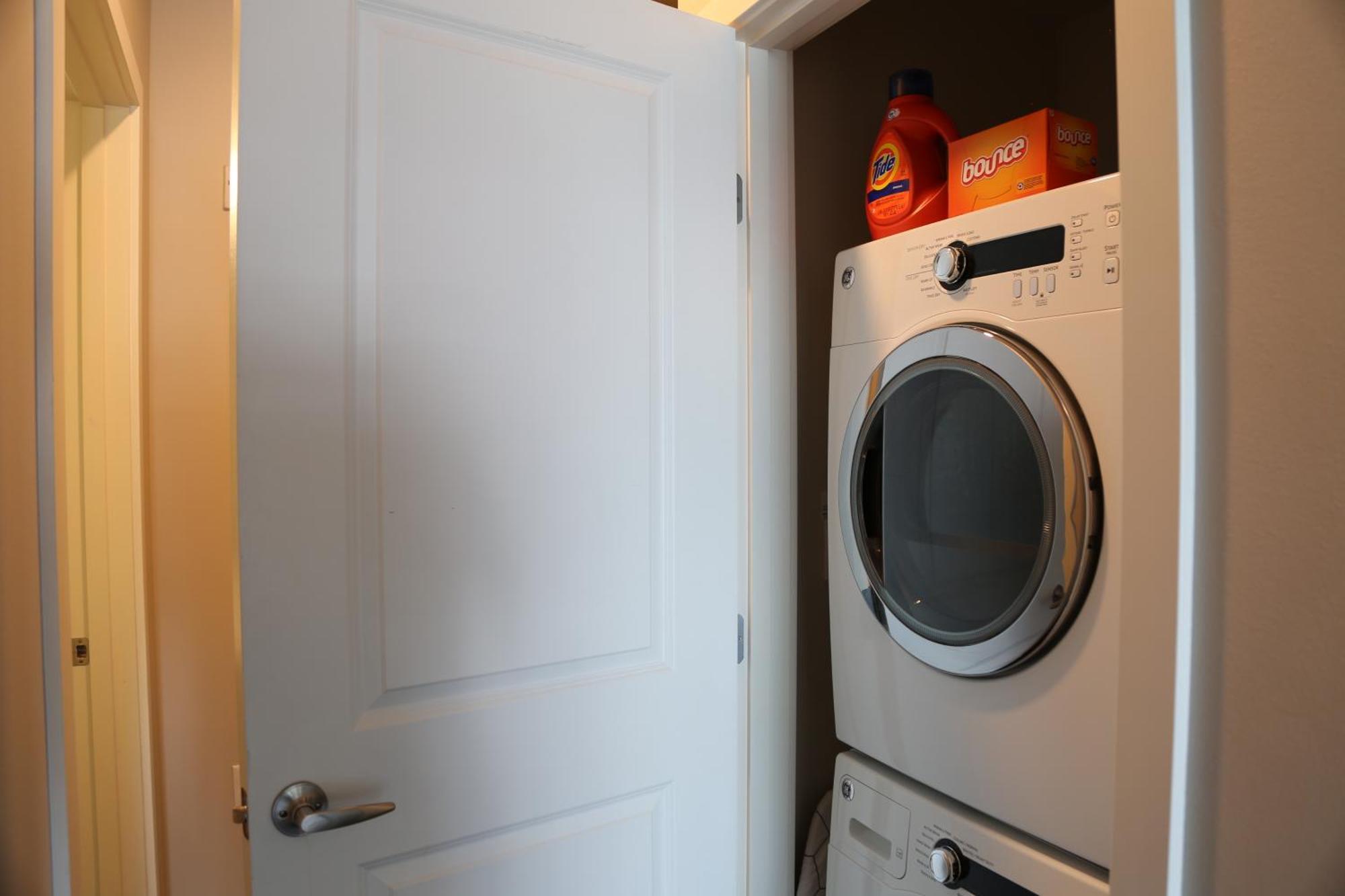 Queen Anne Retreat - 1 Blk From Cpa - Free Parking Apartment