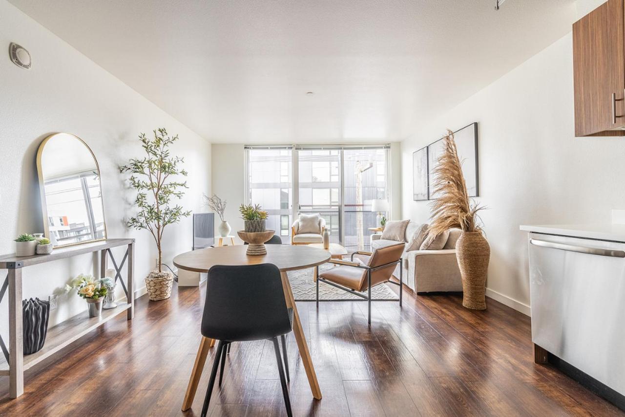 Modern And Stylish Penthouse Apartment Seattle