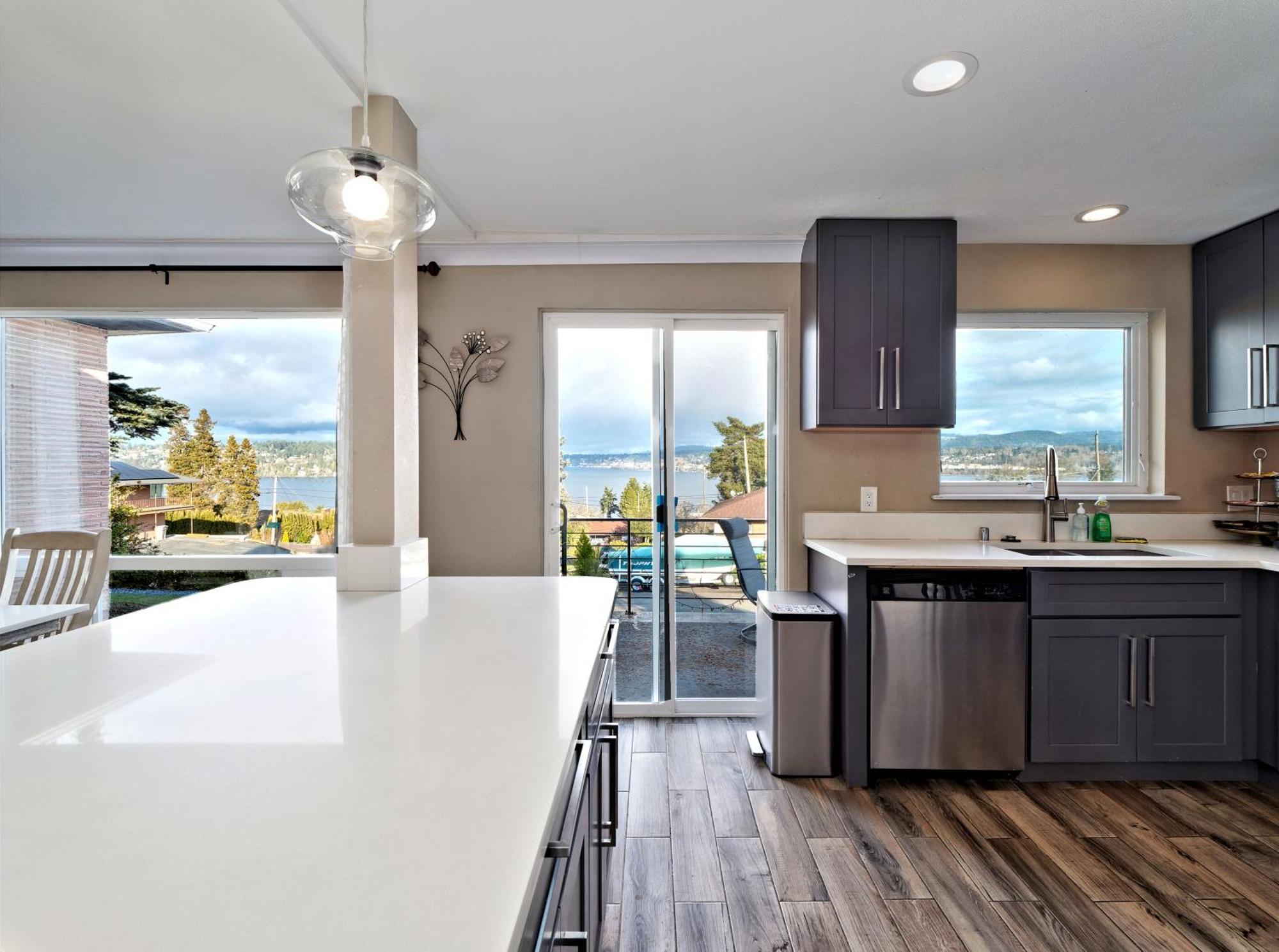Mid-century W/ Lakefront Views!