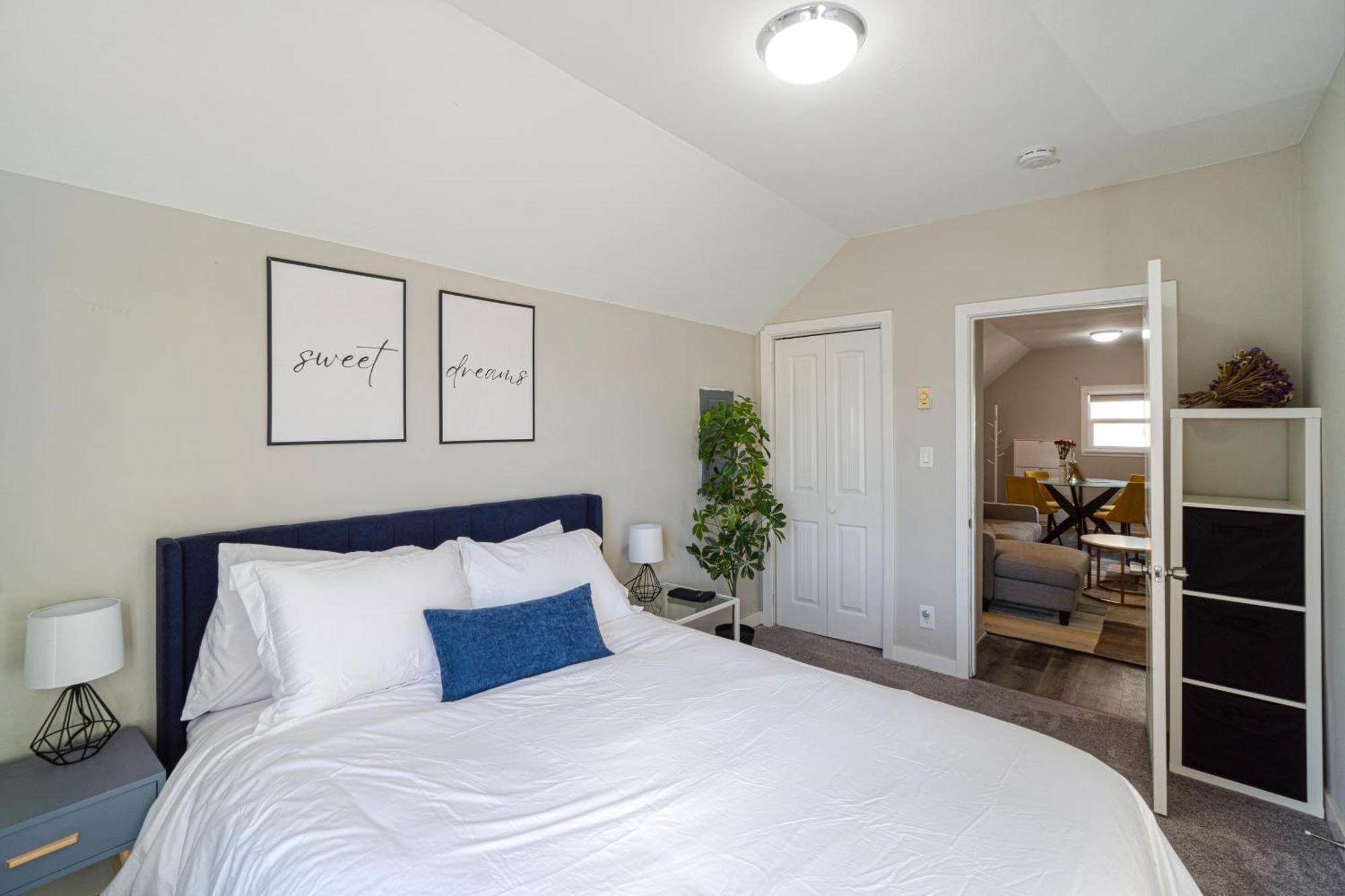 Perfect Workation Spot, Fast Wi-fi, Fully Stocked * Seattle