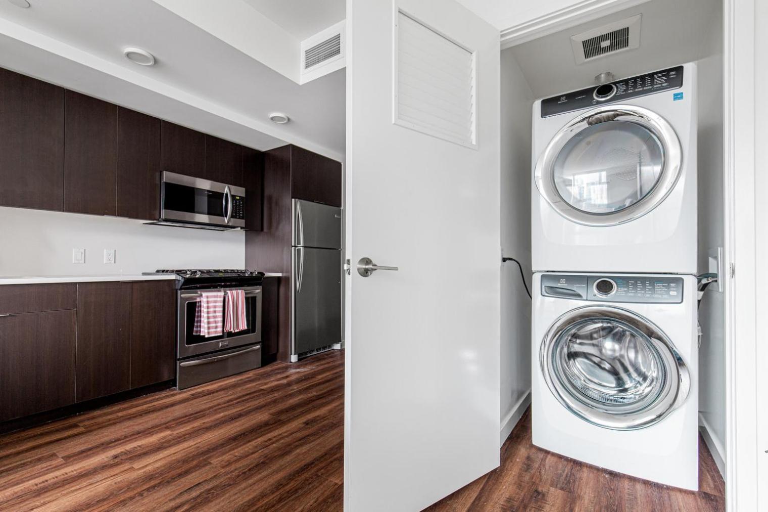 Apartment Belltown W Gym Wd Roof Lounge Nr Slu Sea-89 *