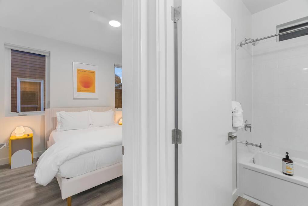 Cozy Oasis In The Heart Of Capitol Hill * Seattle