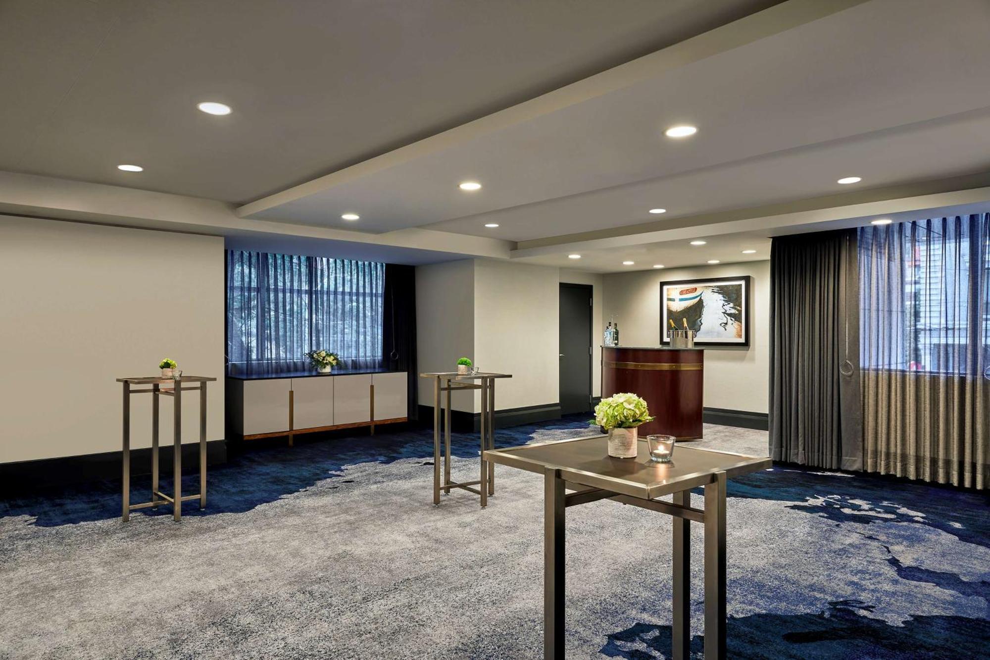 Hotel 1000, Lxr & Seattle