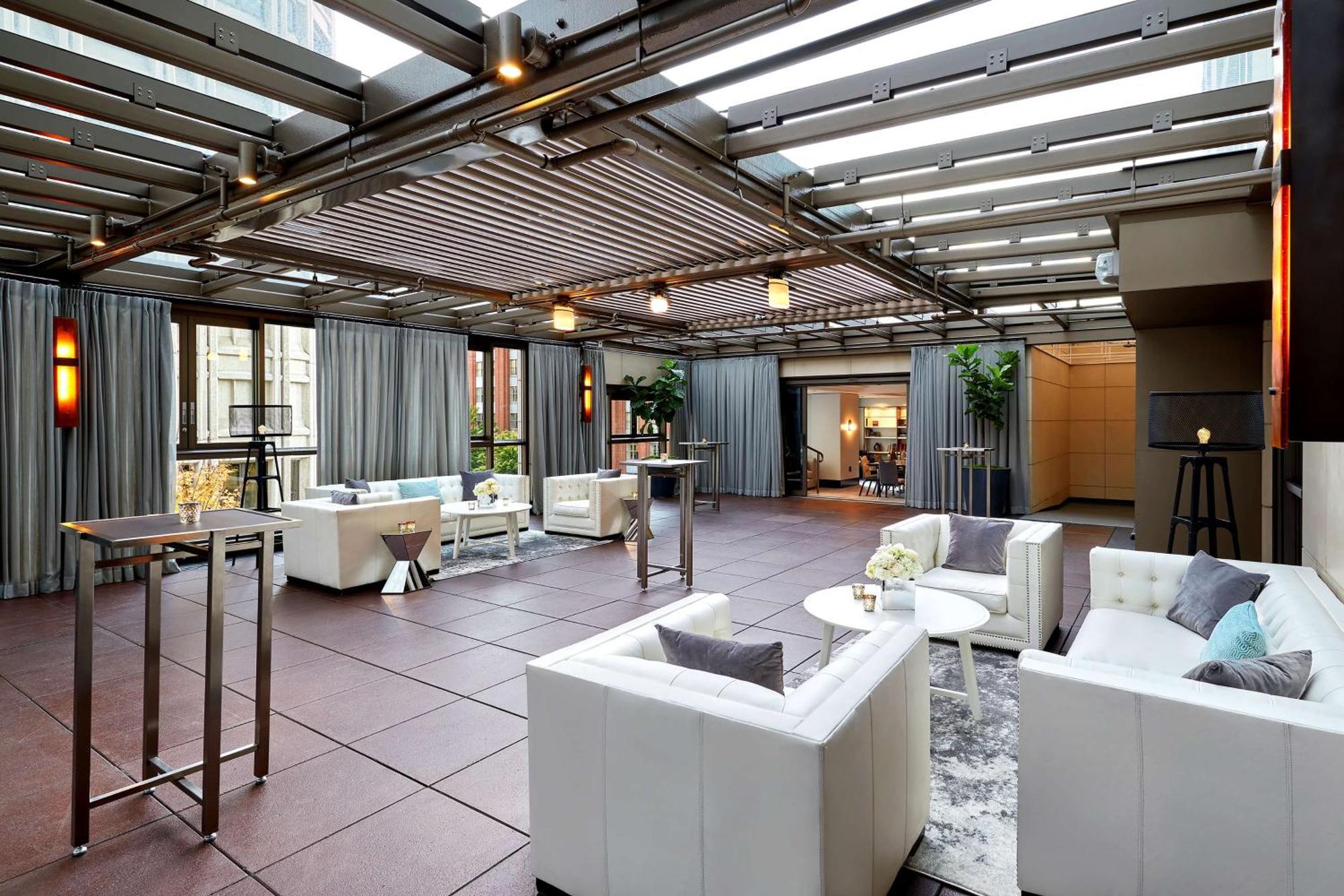 Hotel 1000, Lxr & Seattle