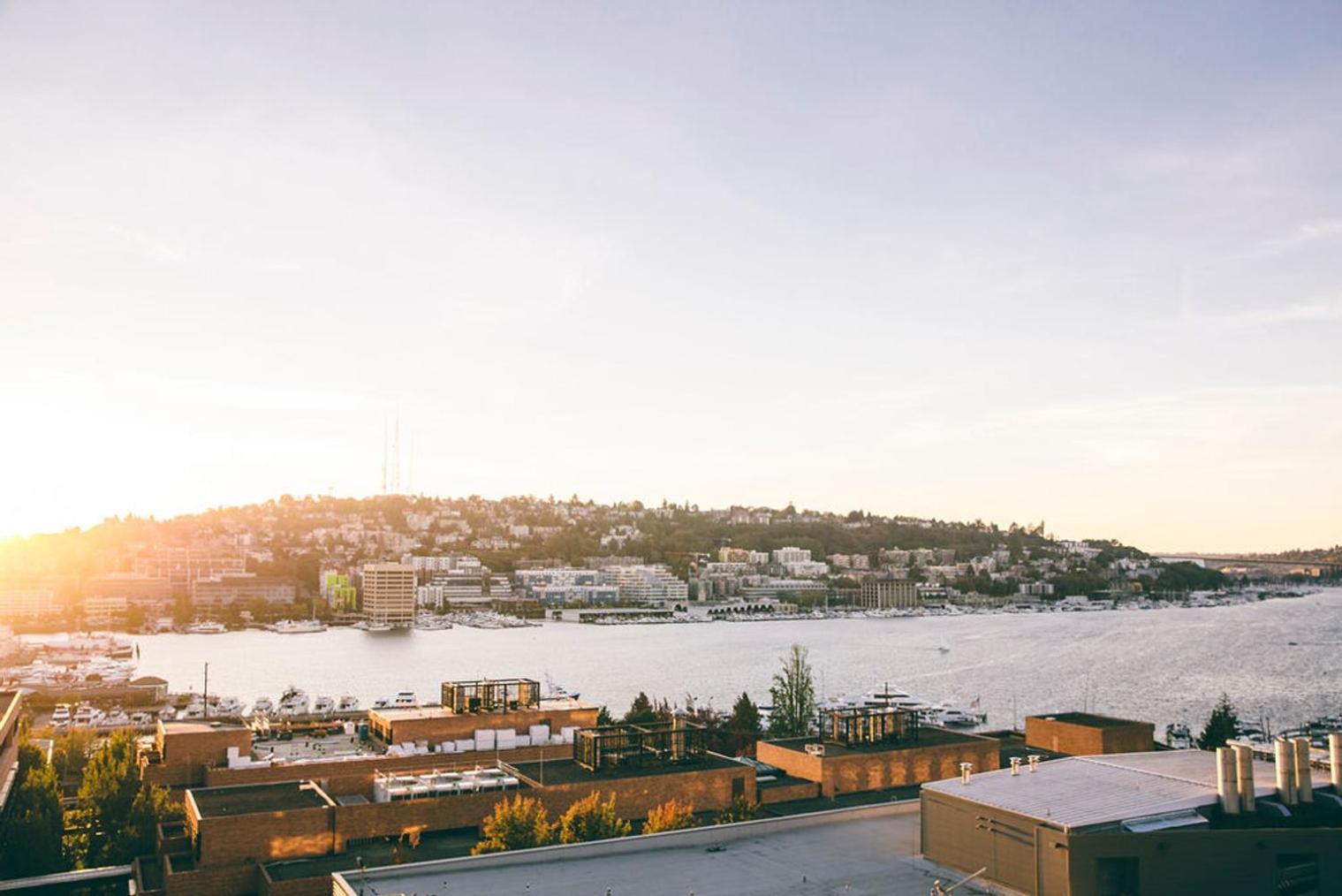 Capitol Hill 1br W Wd Rooftop Lounge Nr Park Sea-130 Seattle