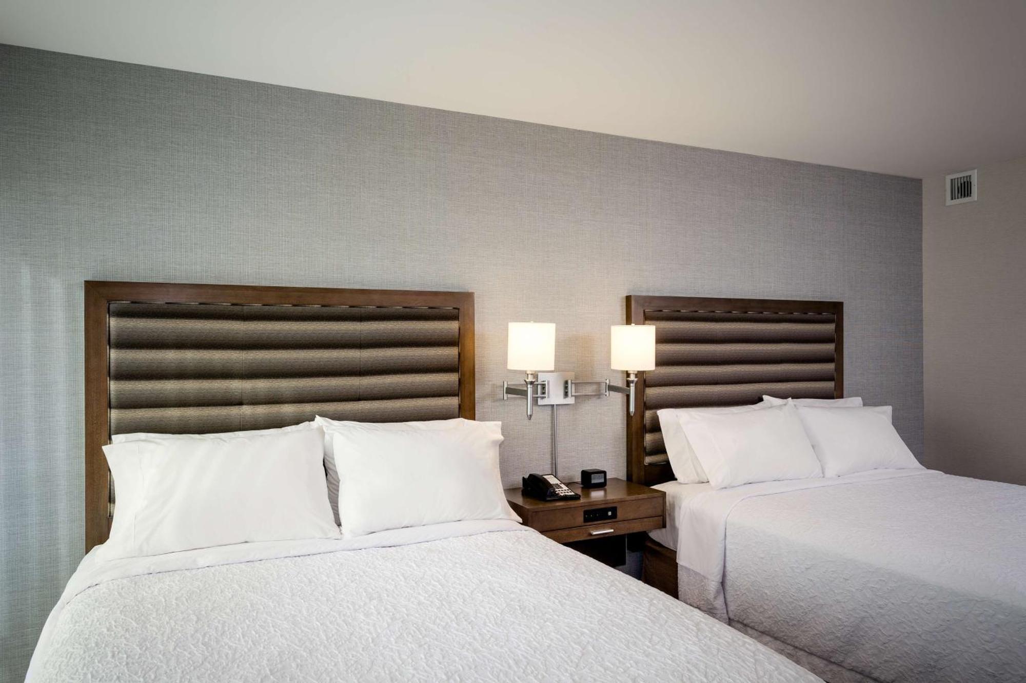 Hampton & By Hilton Seattle/northgate Hotel 3*