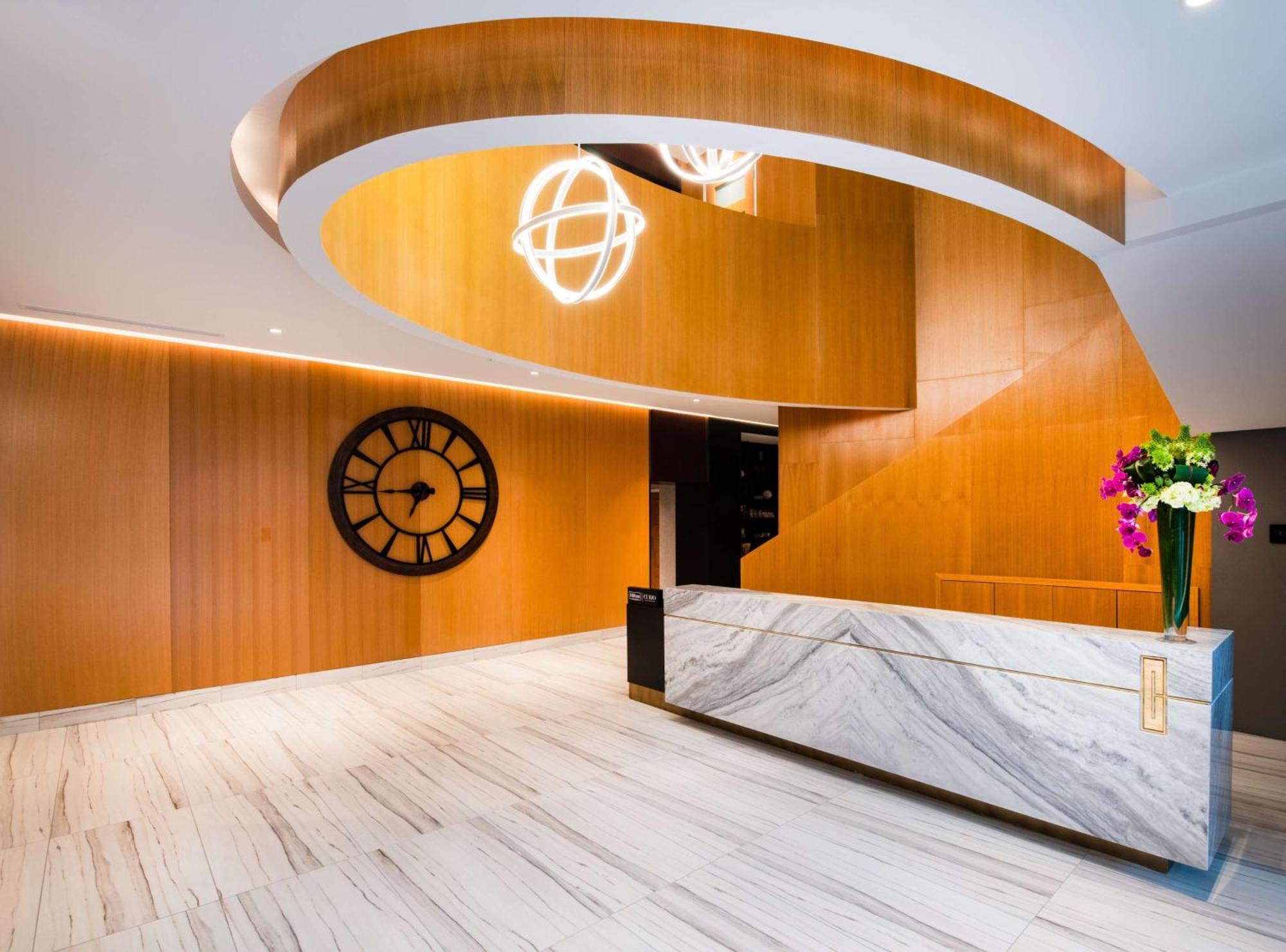 The Charter Seattle, Curio Collection By Hilton Seattle