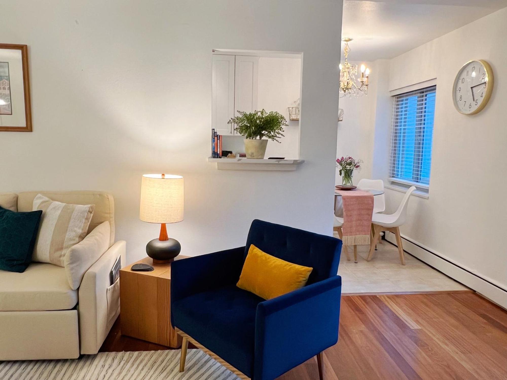 Apartment Cozy 1br With Free Parking Downtown Conv Center