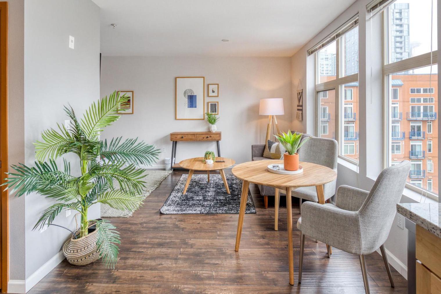 Belltown 1br W Lounge Nr Parks Garden Sea-677 Seattle