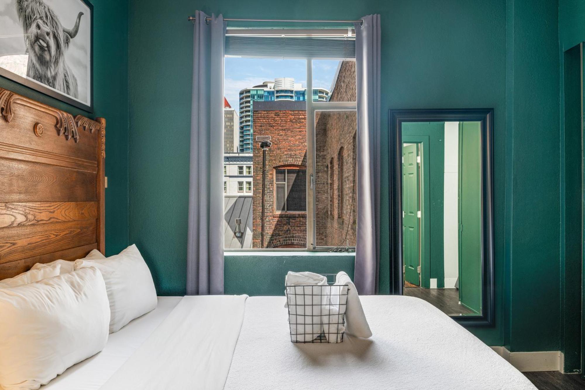 Apartment Oxford By At Mine Hospitality Seattle