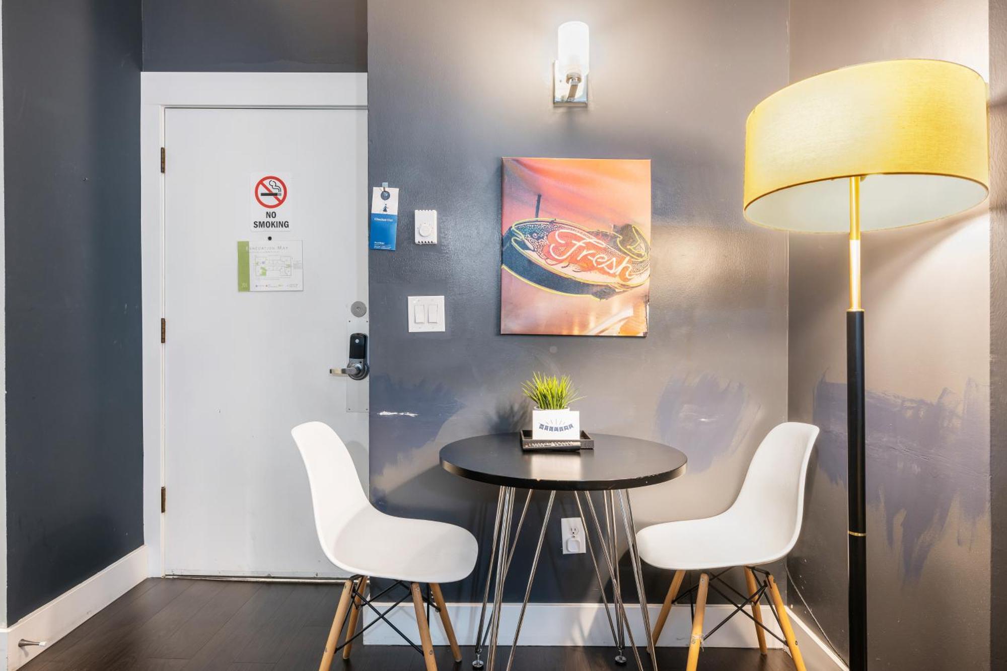Apartment Oxford By At Mine Hospitality Seattle