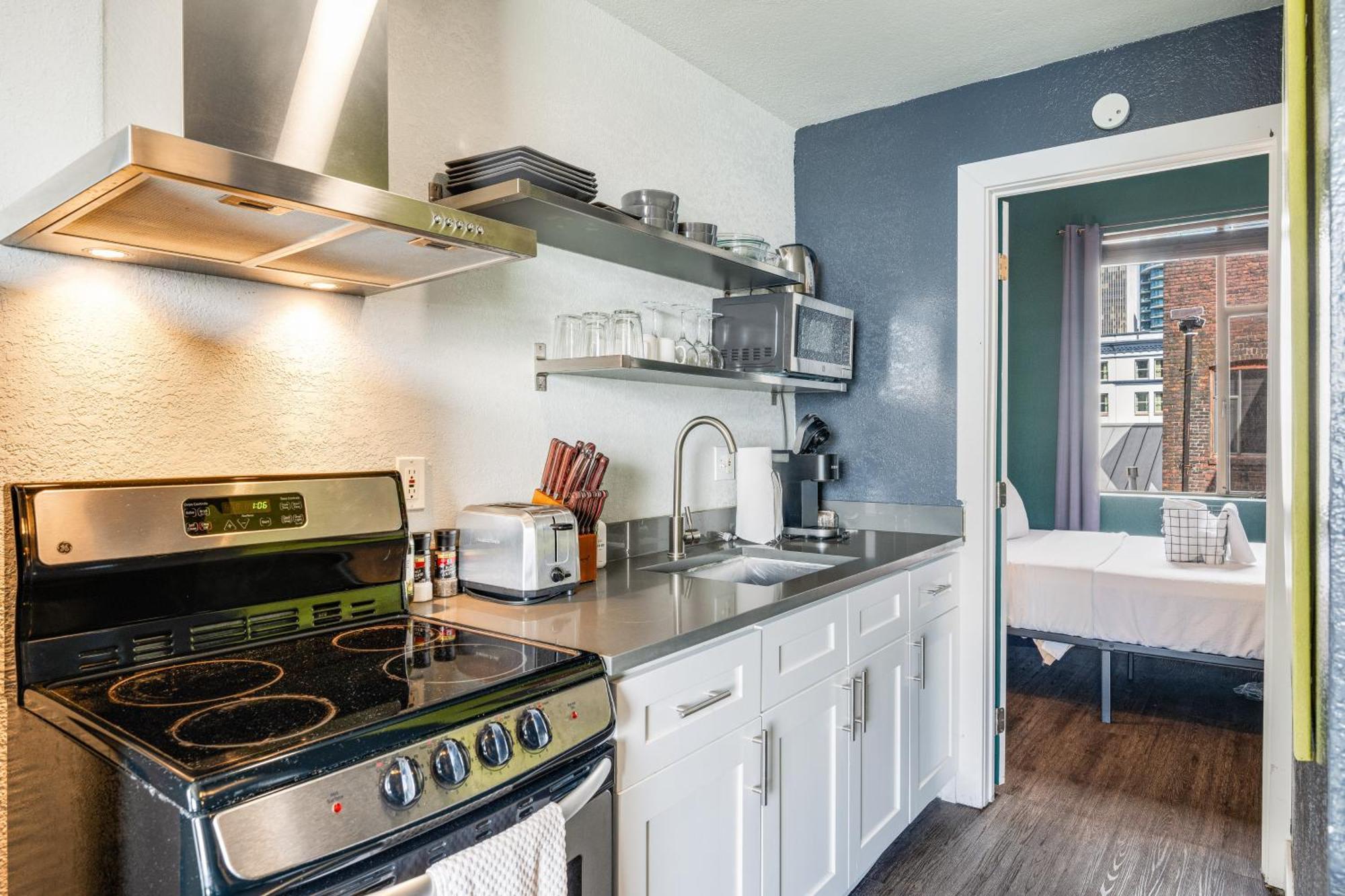 Oxford By At Mine Hospitality Apartment Seattle