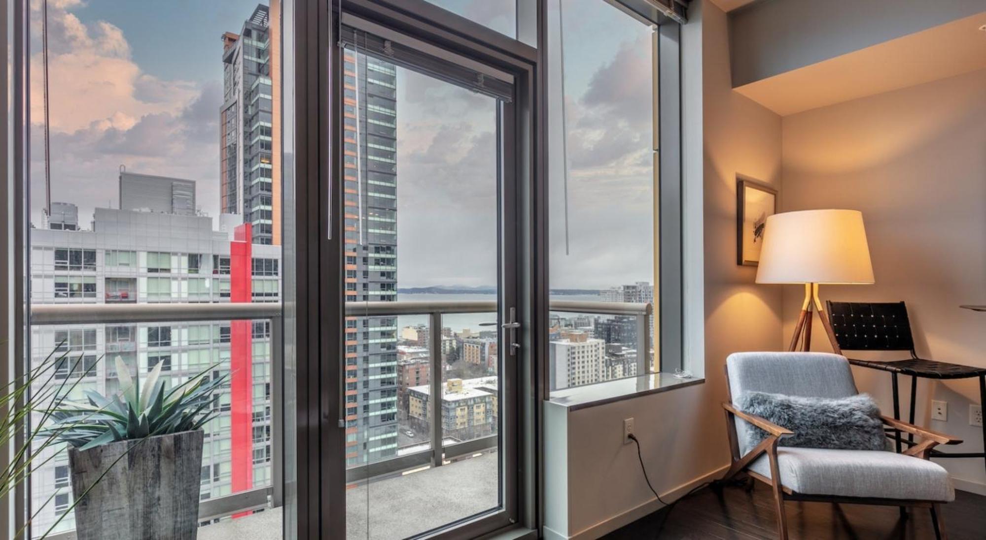 Via 6 Apartment Seattle
