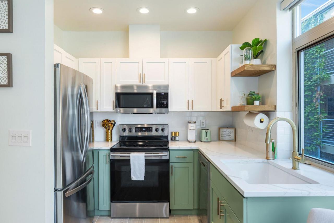 103 Belltown Modern And Bright In The Heart Of Belltown Queen Bed Apartment