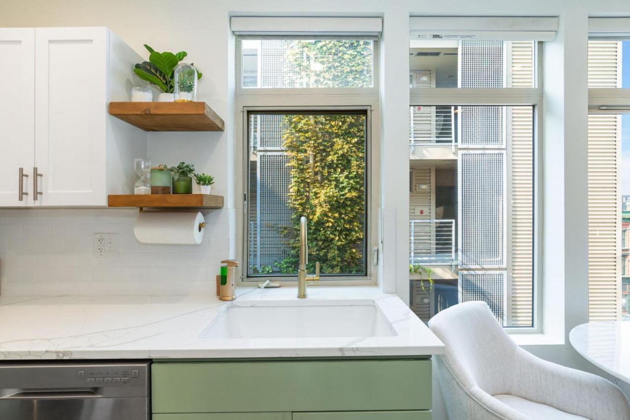 103 Belltown Modern And Bright In The Heart Of Belltown Queen Bed Apartment