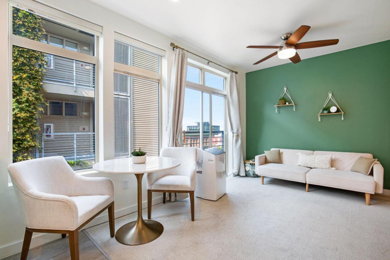 103 Belltown Modern And Bright In The Heart Of Belltown Queen Bed *