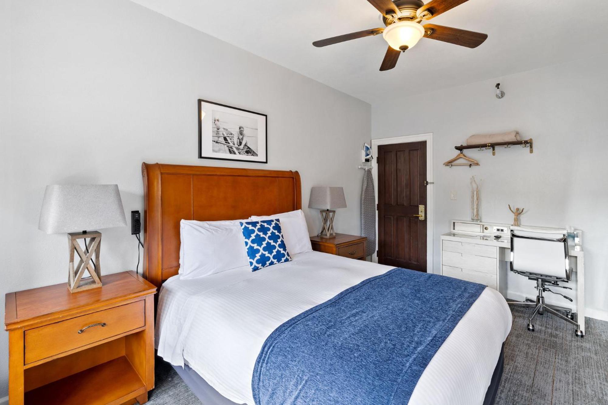 College Inn 2*