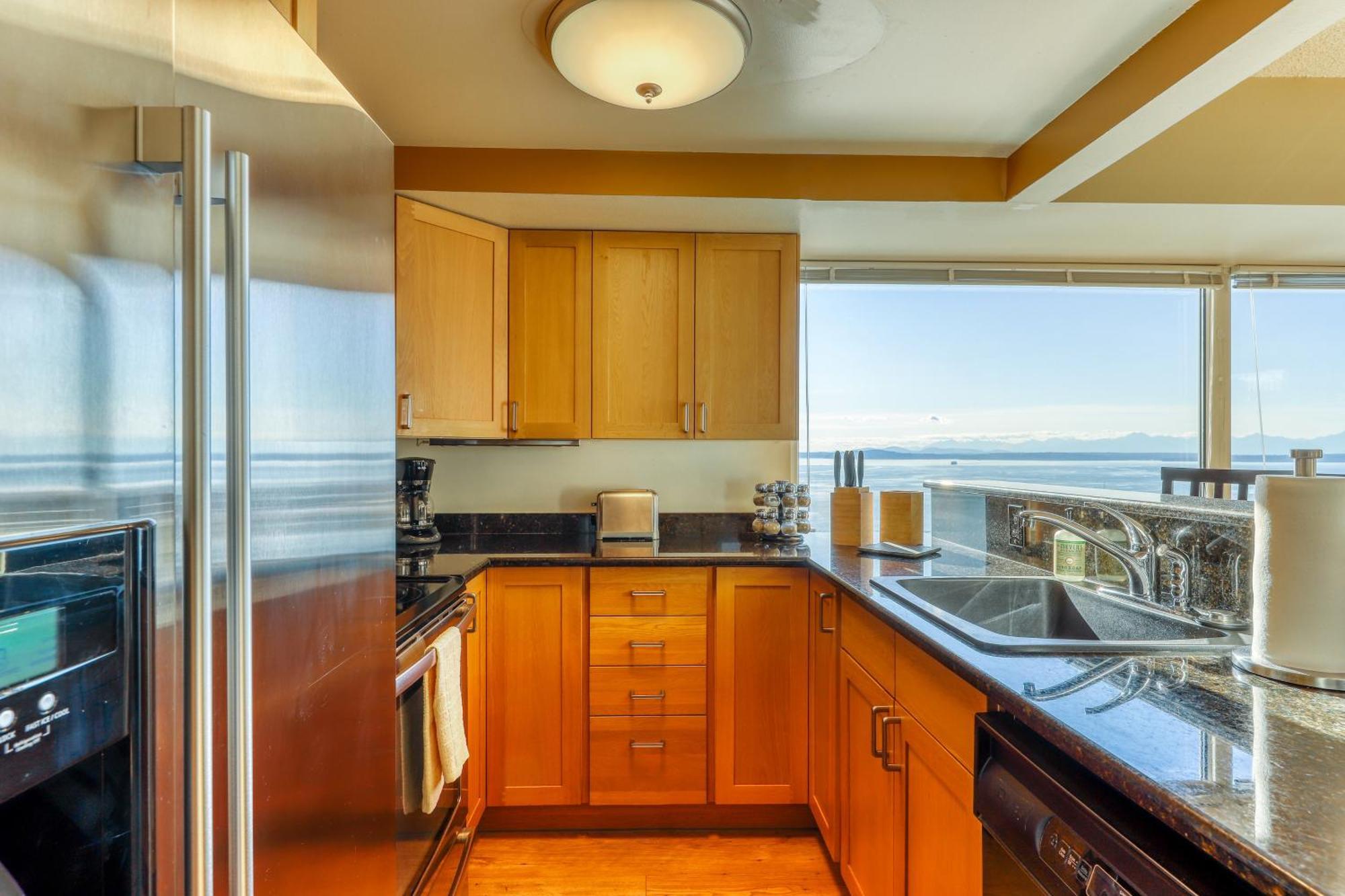 Newmark Tower Apartment Seattle
