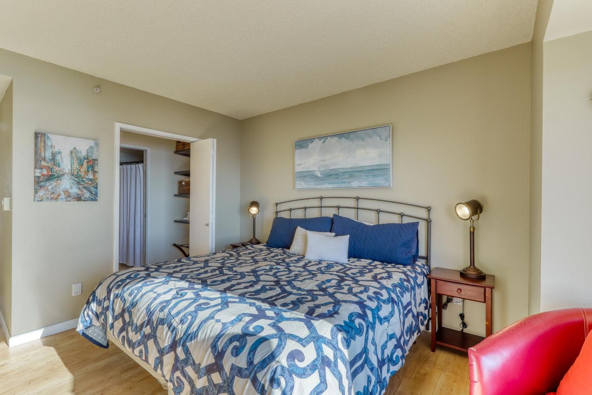 Newmark Tower Apartment *