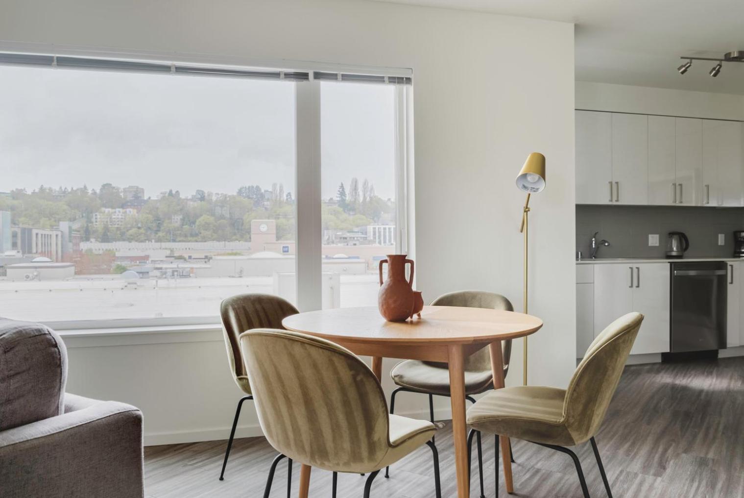 Blueground U Distr Wd Ideal For Students Sea-733 Apartment