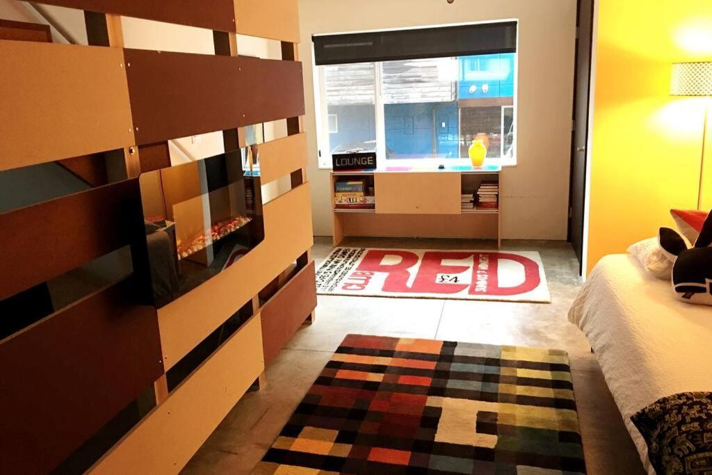 Holiday home Huge & Fun Artist's Loft - 5 Levels! Seattle
