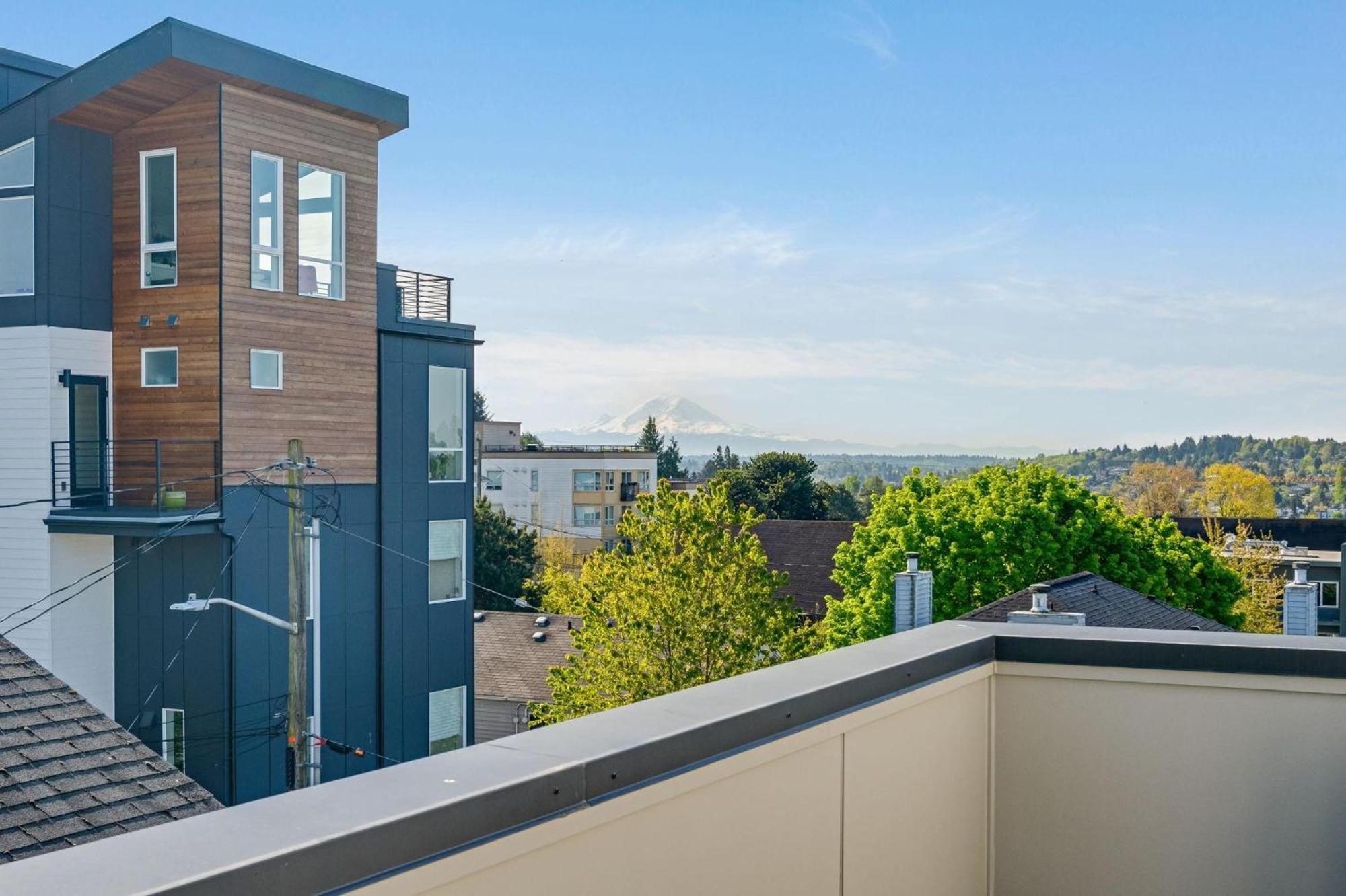 Urban View Haven Seattle