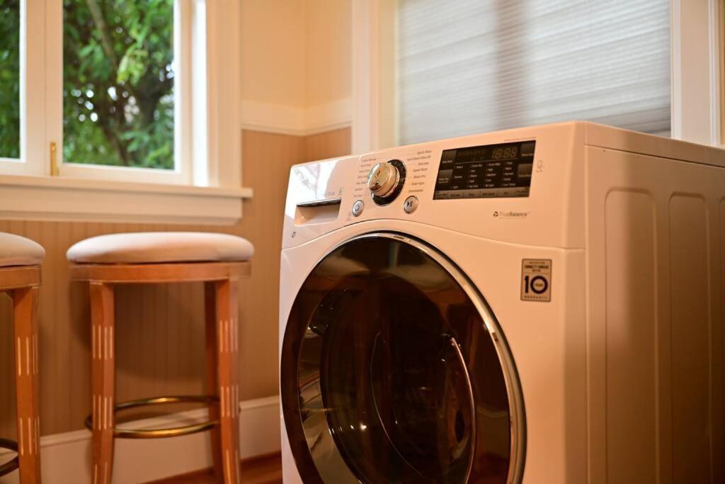 Apartment Quiet Uw By Ravenna Park-perfect Location Seattle