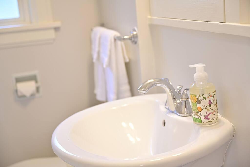 Apartment Quiet Uw By Ravenna Park-perfect Location *
