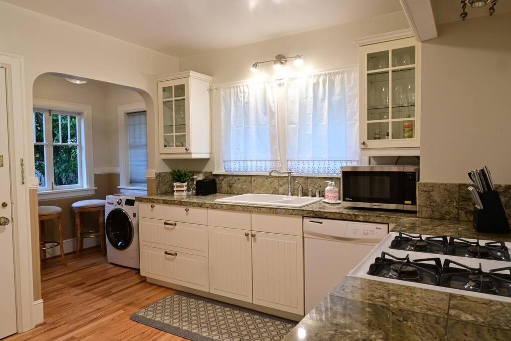Apartment Quiet Uw By Ravenna Park-perfect Location *