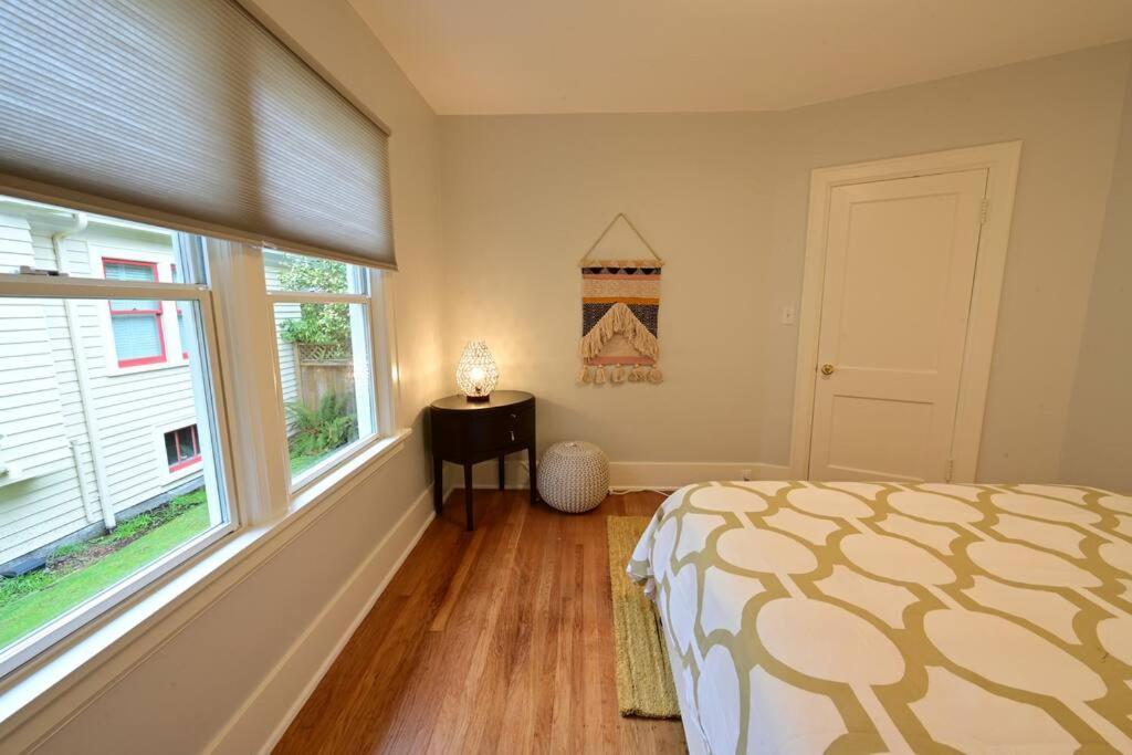 Apartment Quiet Uw By Ravenna Park-perfect Location Seattle
