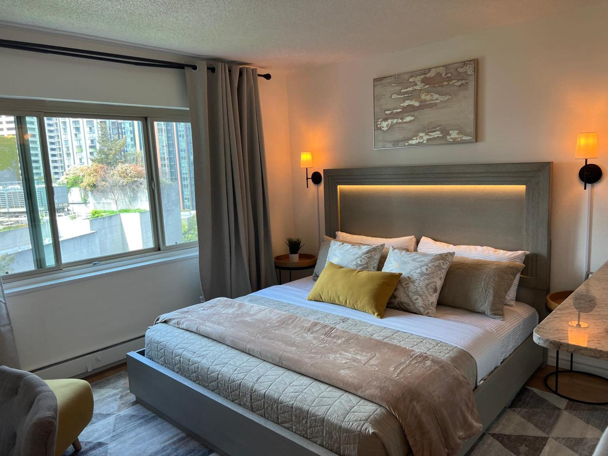 Luxury Downtown King Bed View * Seattle