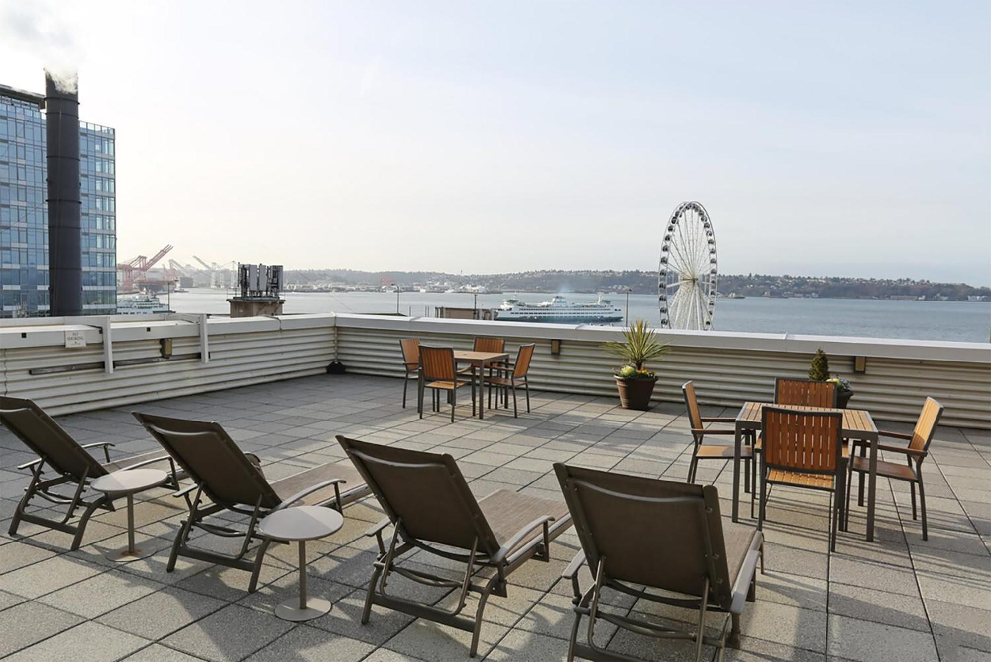 Charming Downtown With Water Views Seattle