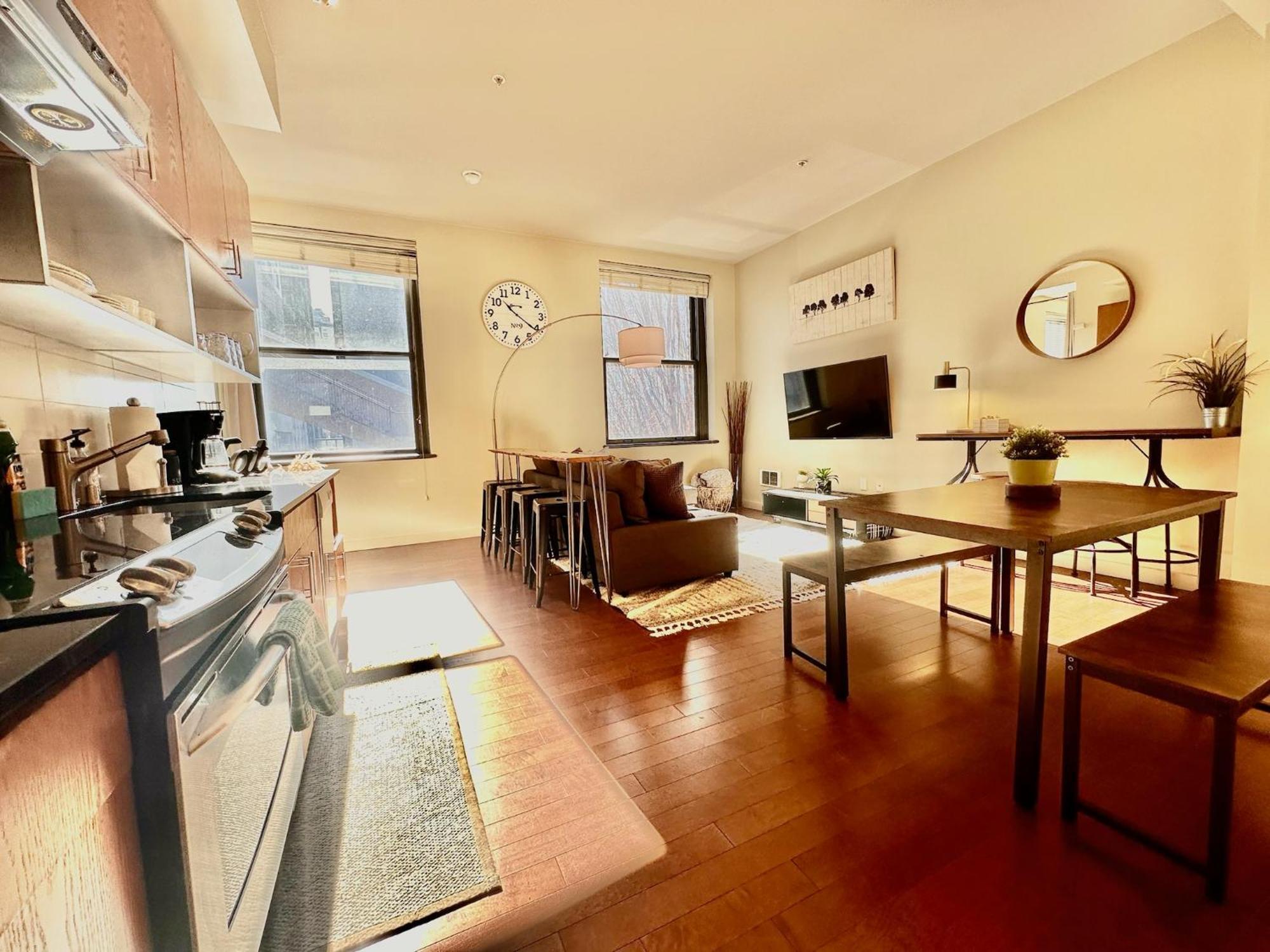 Charming Downtown With Water Views