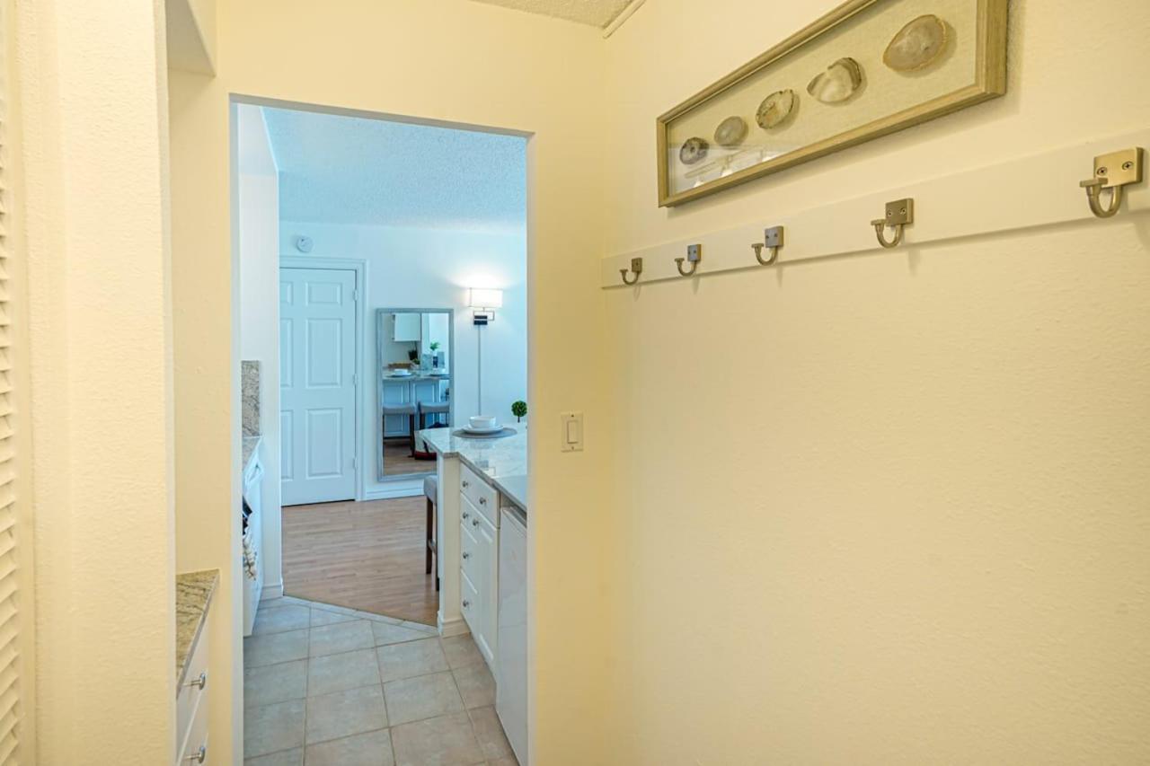 Luxury Downtown King Bed View Apartment Seattle