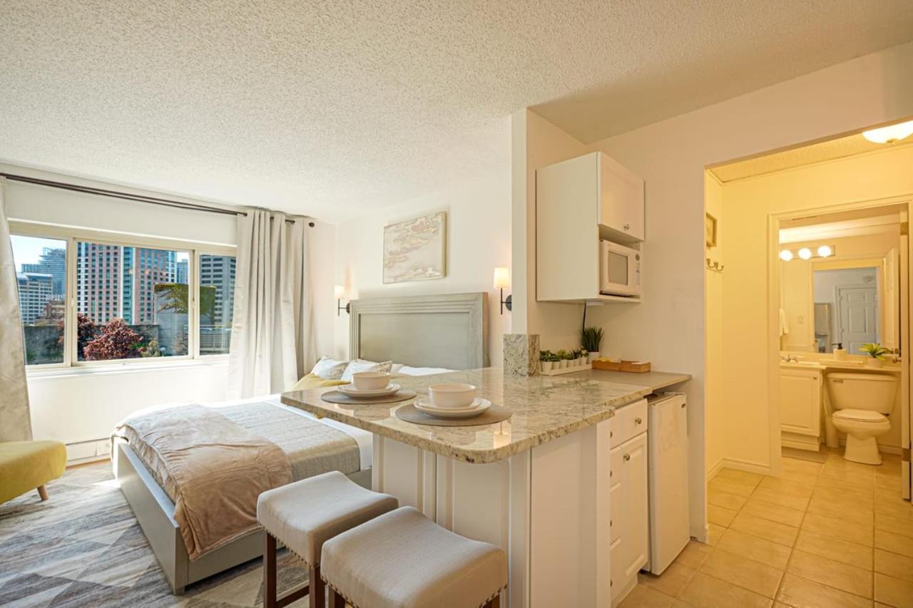 Apartment Luxury Downtown King Bed View *