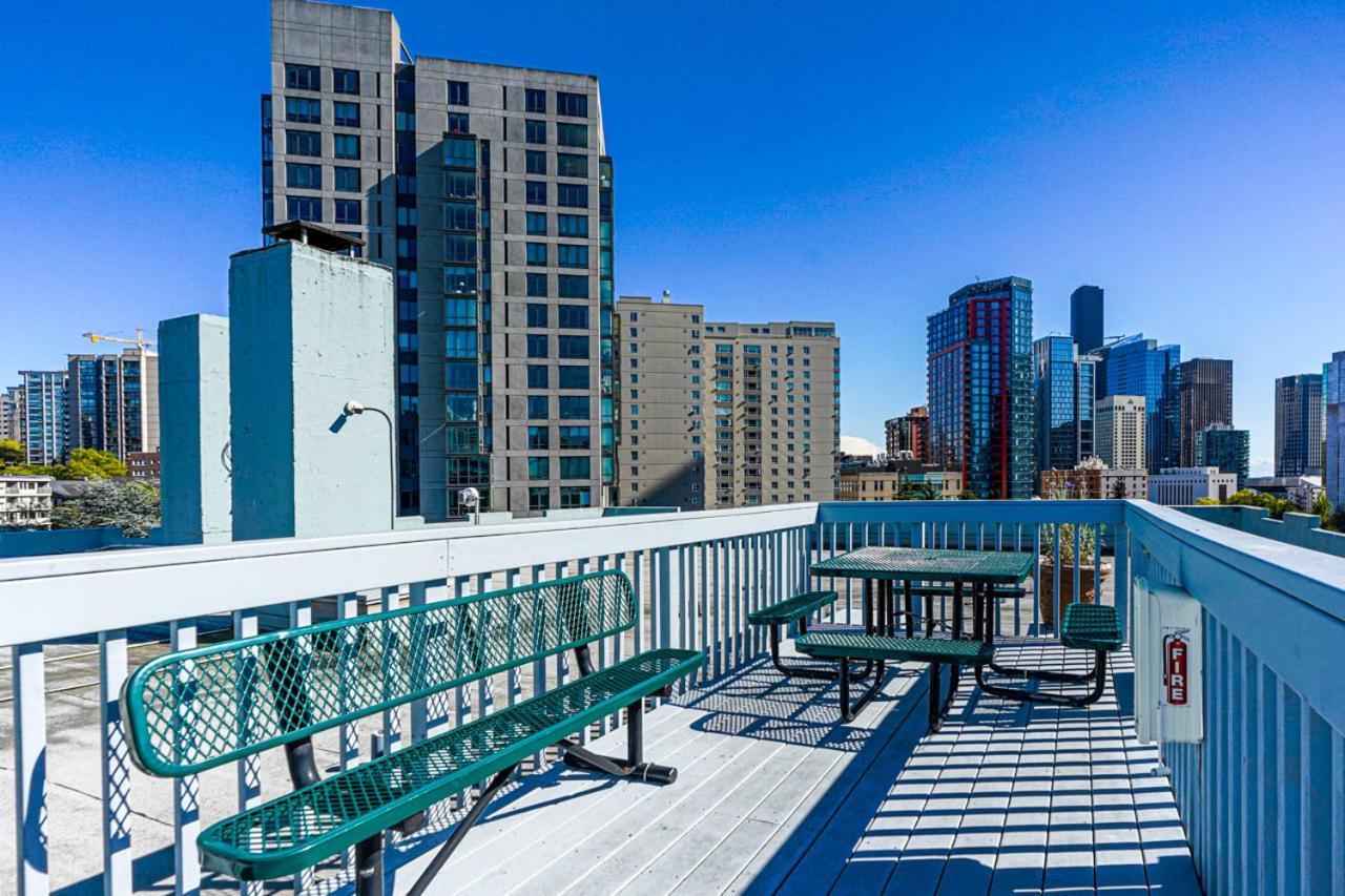 Luxury Downtown King Bed View Apartment Seattle