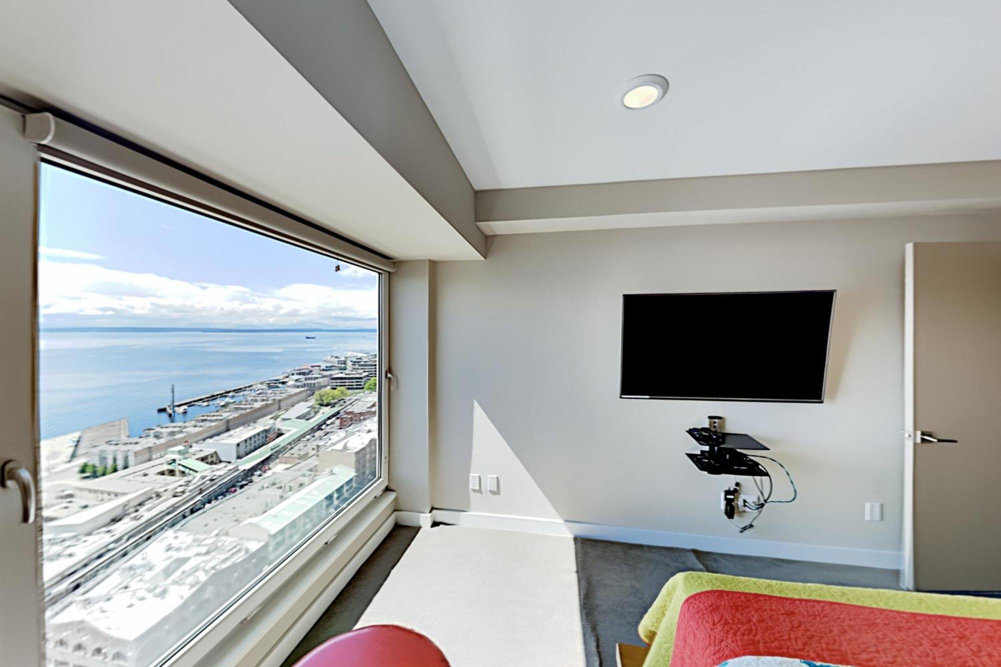 Newmark Tower Ii * Seattle
