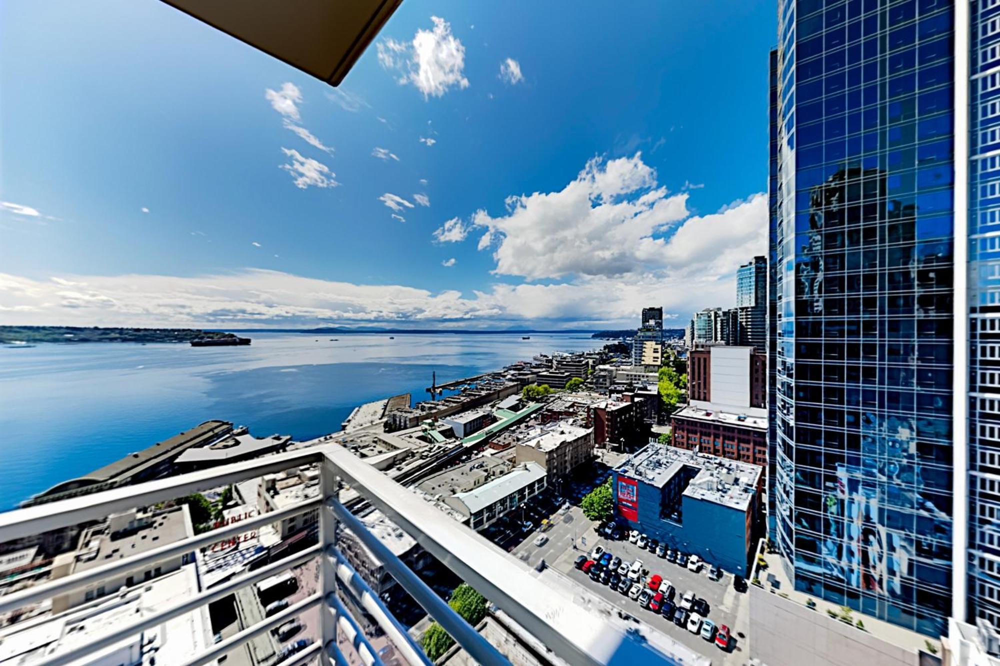 Newmark Tower Ii Apartment Seattle