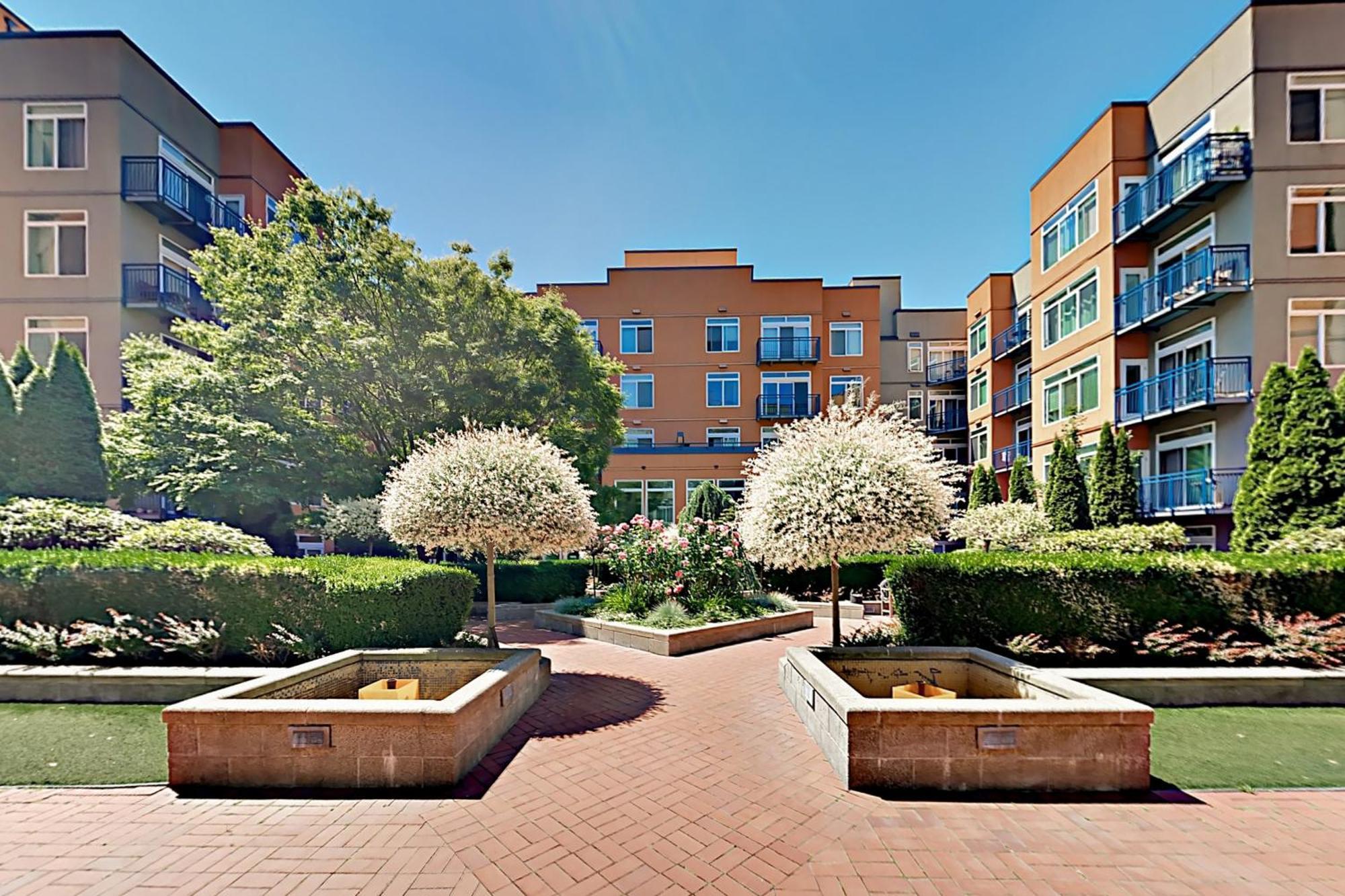 Apartment Belltown Court Ii *