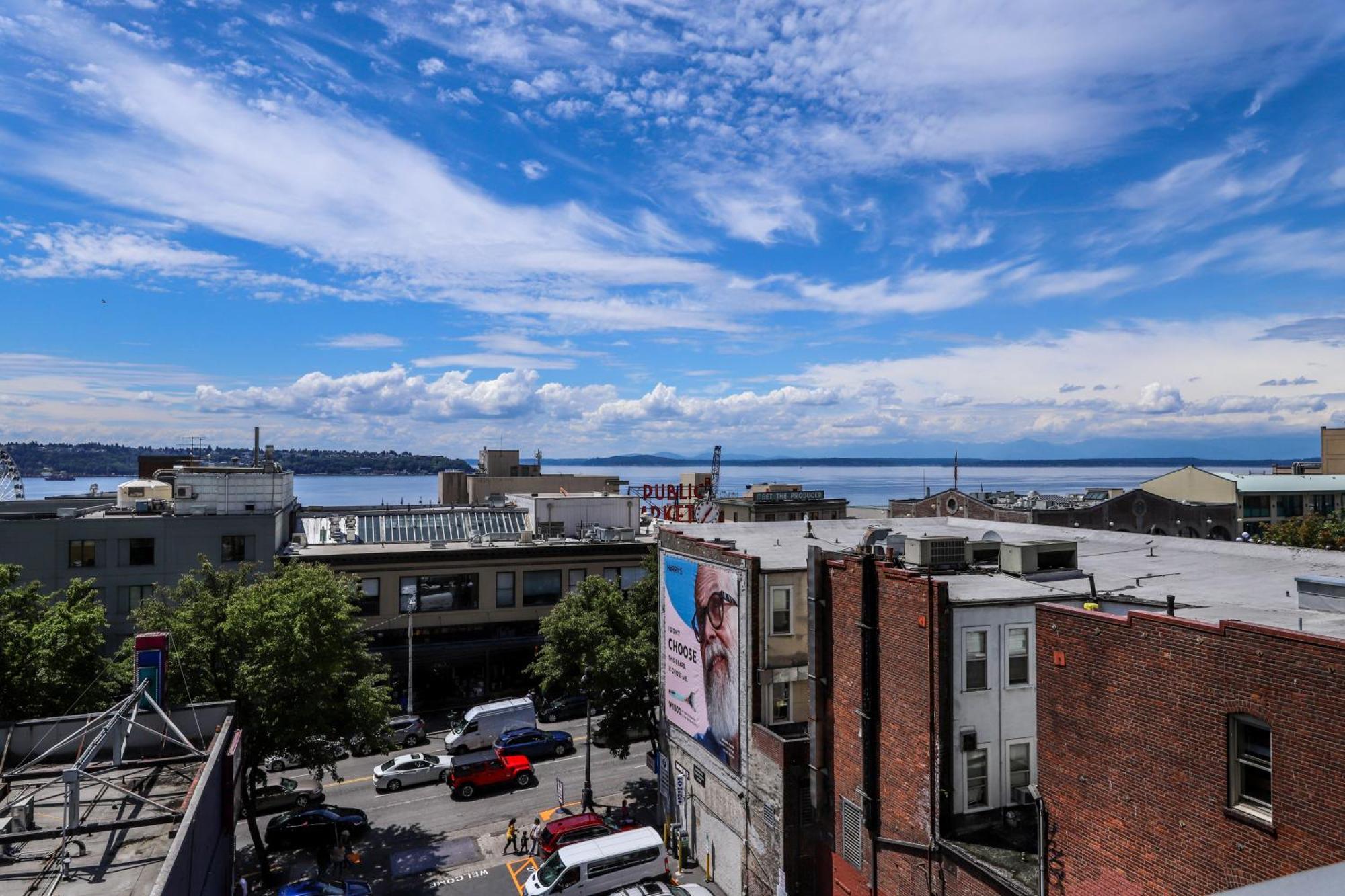 Newmark Tower Apartment Seattle