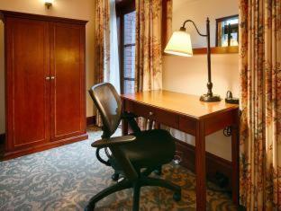 Best Western Plus Pioneer Square Downtown Seattle