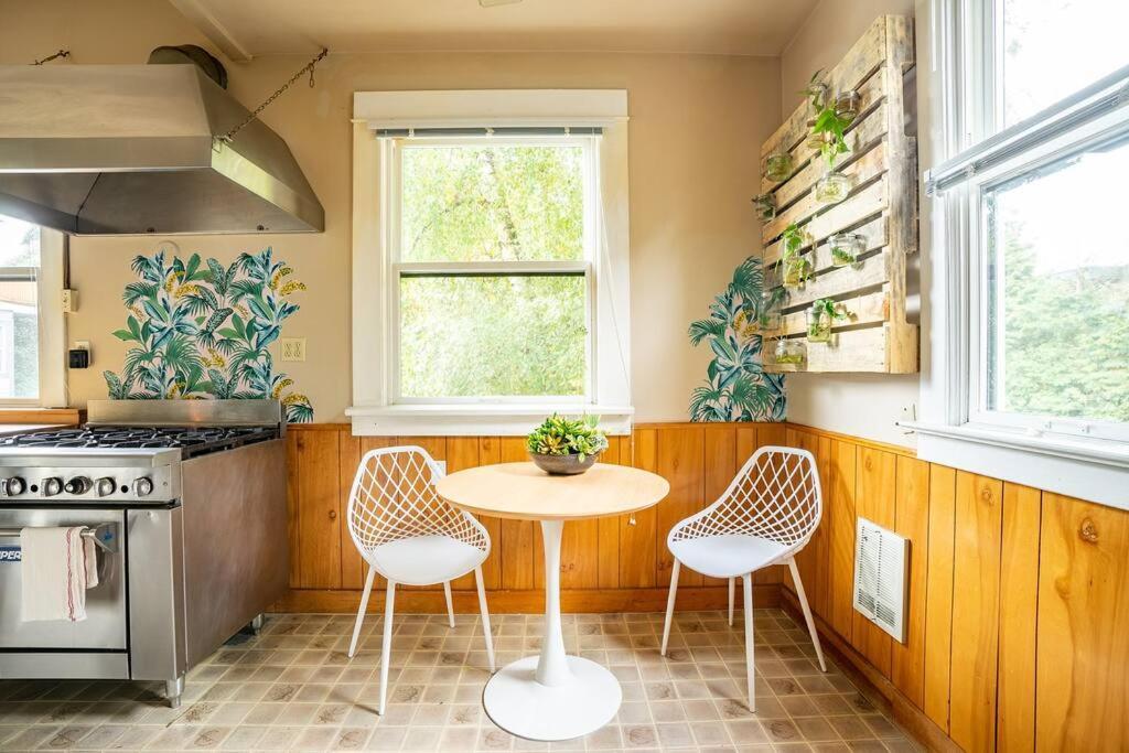 Holiday home Charming In Capitol Hill - Foxglove Rm 6 Seattle