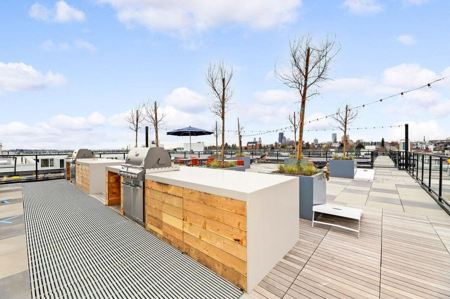 Blueground Dist Gym Close To Dining Sea-741 Apartment