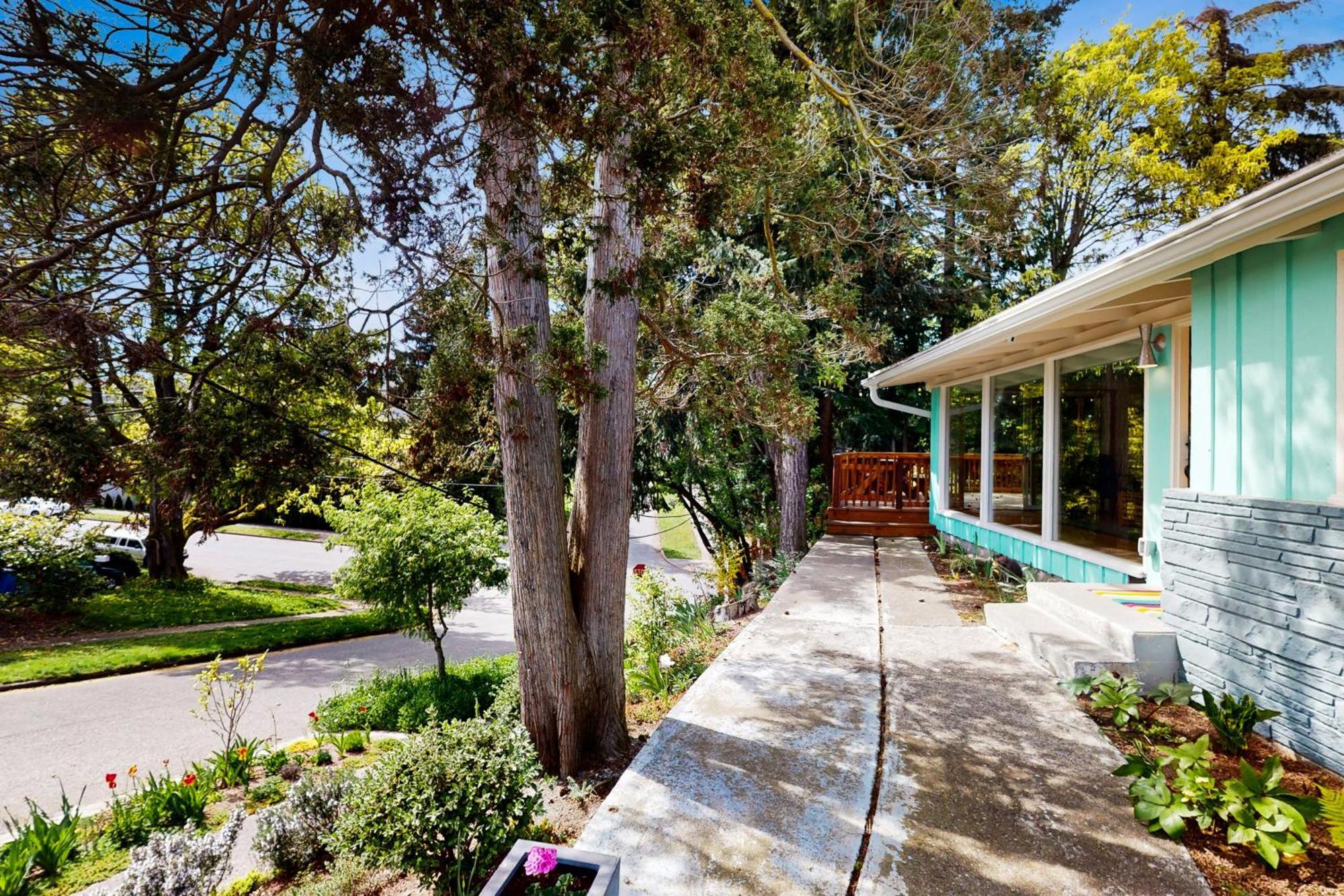 Holiday home Breeze In The Trees *
