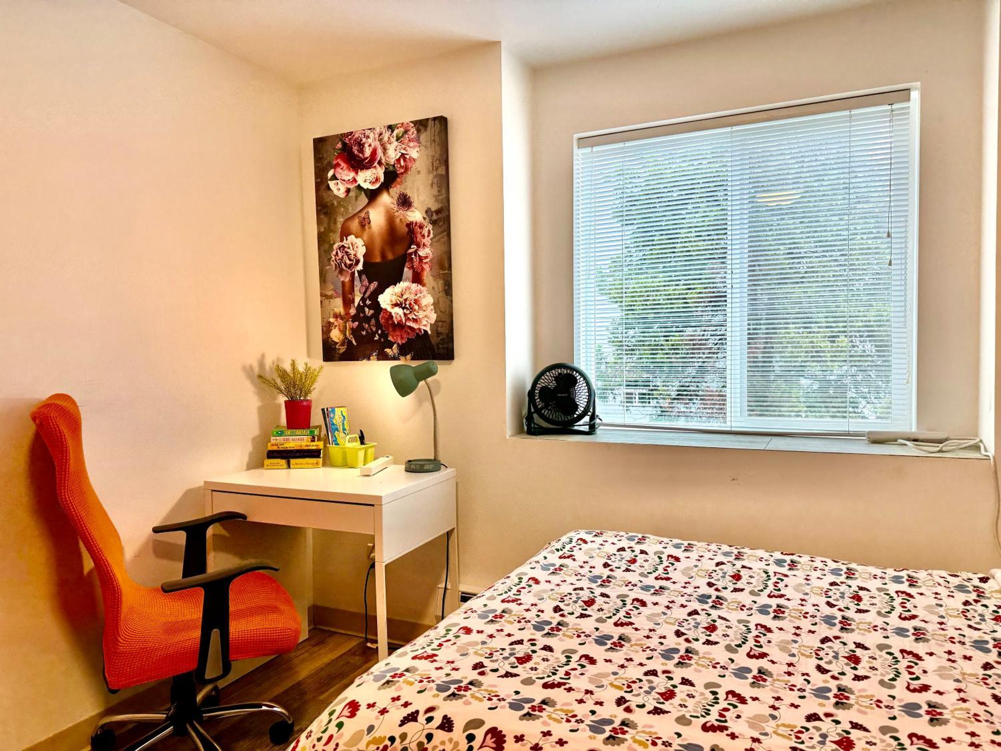 Apartment Micro In District- 10 Mins Walk To Of Wa