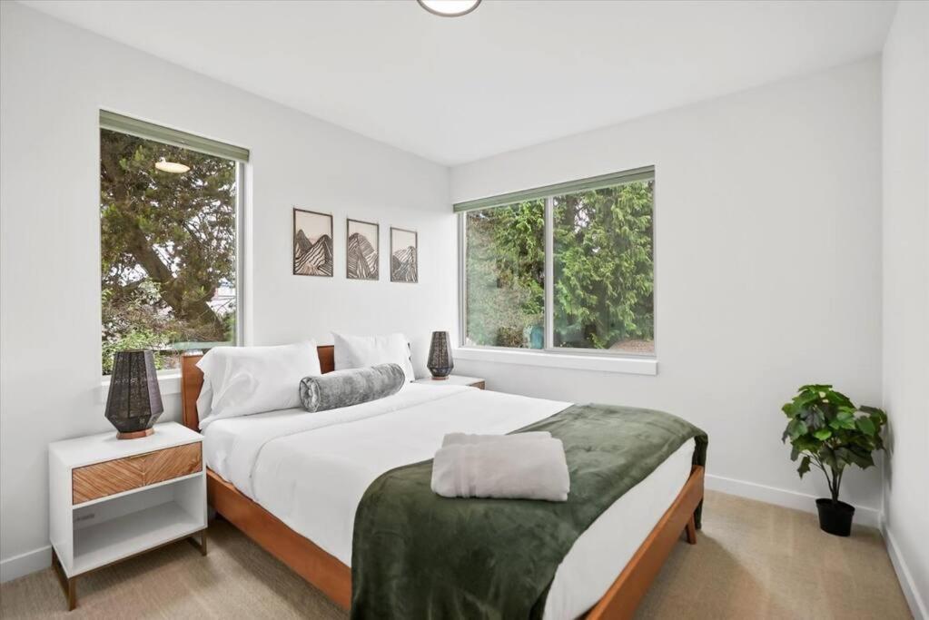 Holiday home 3br 2.5ba Rooftop View Hideaway Seattle