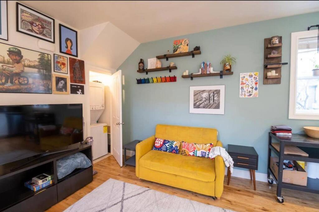 Holiday home Adorable Cozy House With Parking And Loft! Seattle