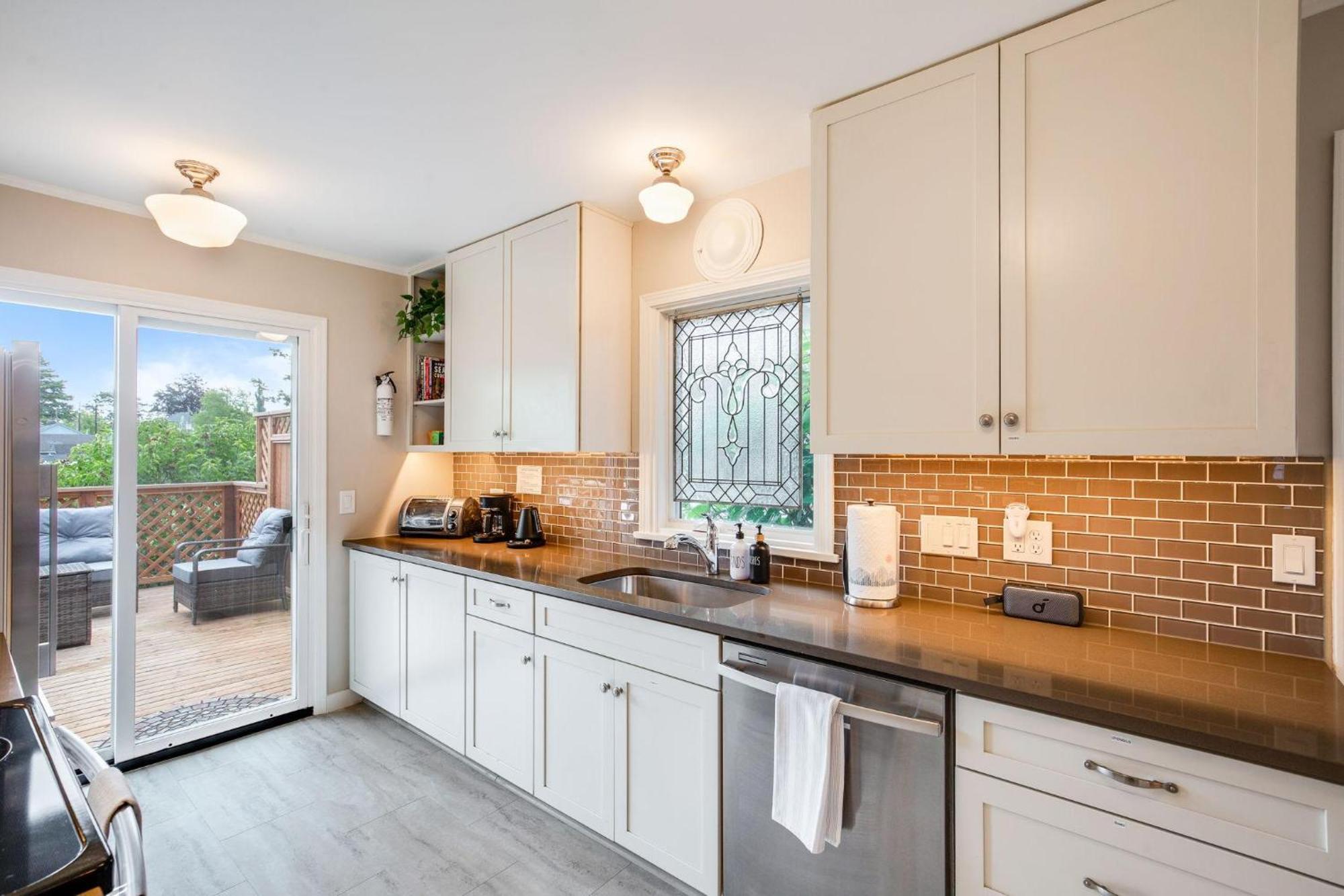 Hilltop Gem Holiday home