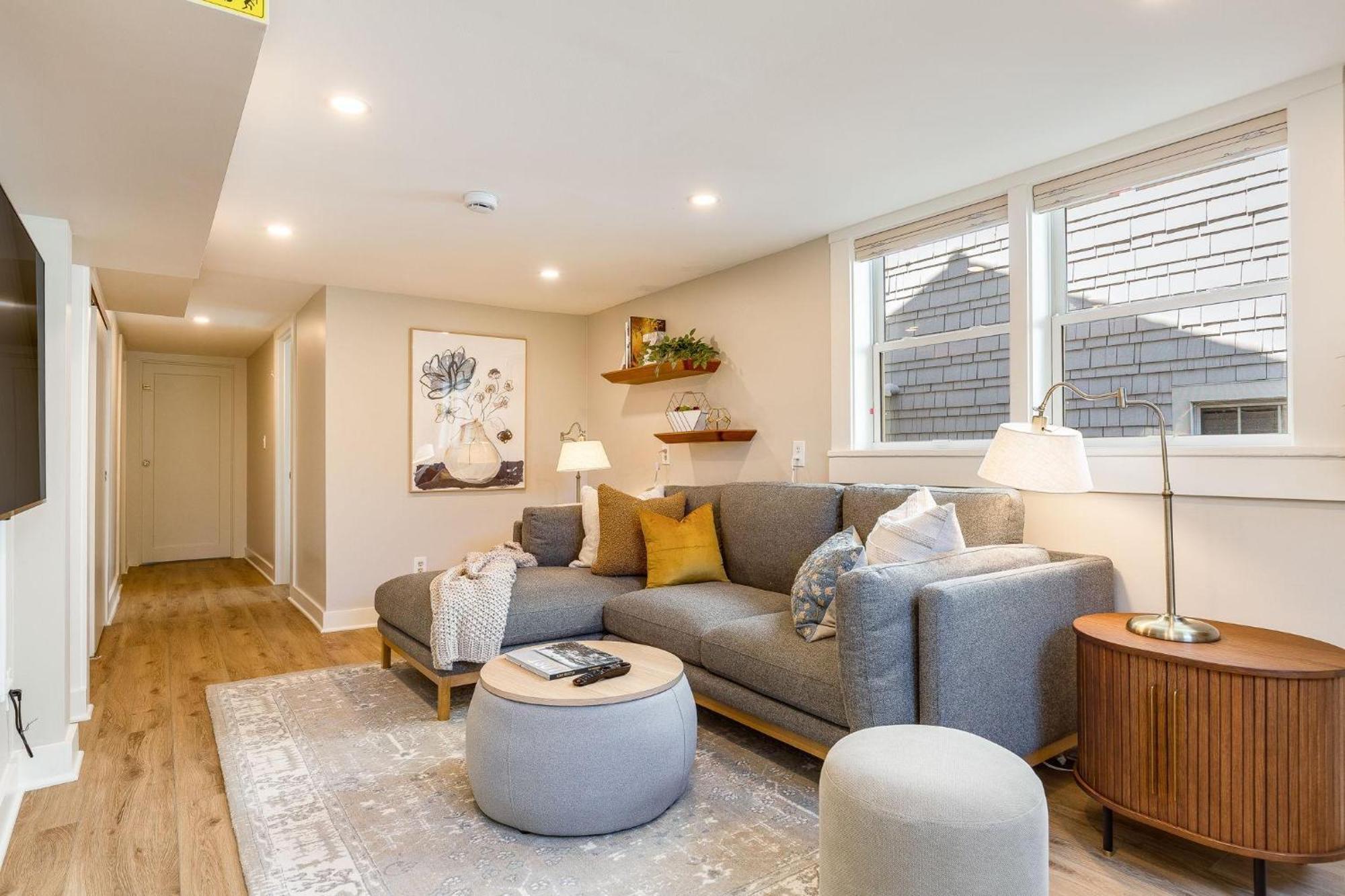 Hilltop Gem Seattle